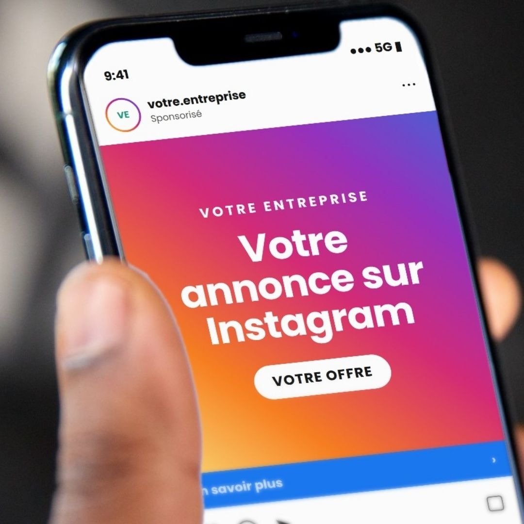 Exemple de publicité Instagram affichée sur un téléphone avec votre entreprise et votre offre
